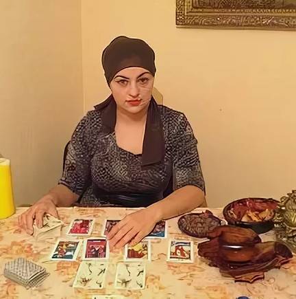 Гадалка Роза