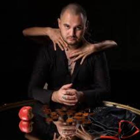 Дмитрий Филиппов хиромант