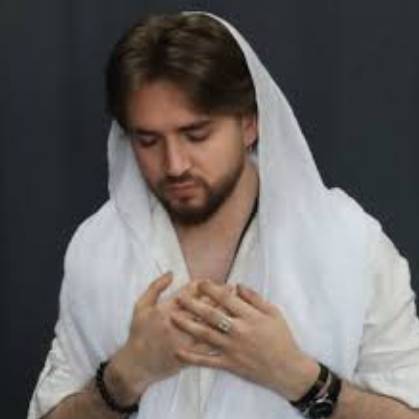 Таролог Адам Свет